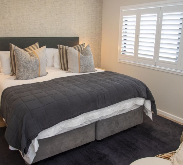 bedroom4